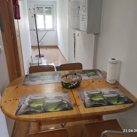 S-21-appartments 2 Bis 4 Schlafzimmer メルクリンゲン