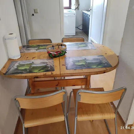 S-21-appartments 2 Bis 4 Schlafzimmer Apartmán Merklingen